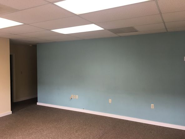 OPPORTUNITY ZONE PROPERTY - 10,975+/- SF Office Building near County Courthouse: 3390 N Liberty St, Canton, MS 39046